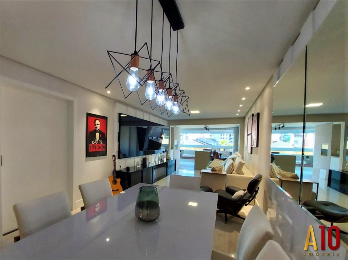 Apartamento, 3 quartos, 209 m² - Foto 2