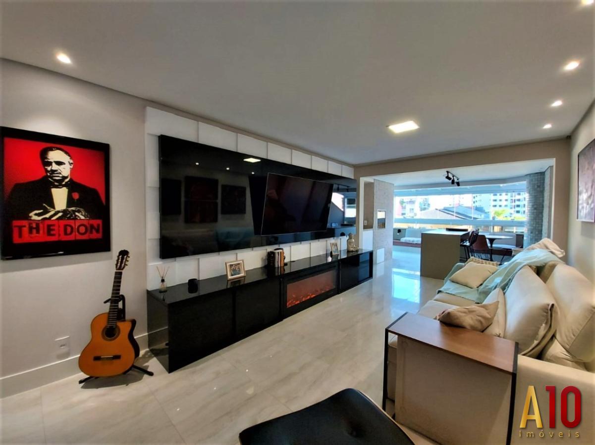 Apartamento, 3 quartos, 209 m² - Foto 4