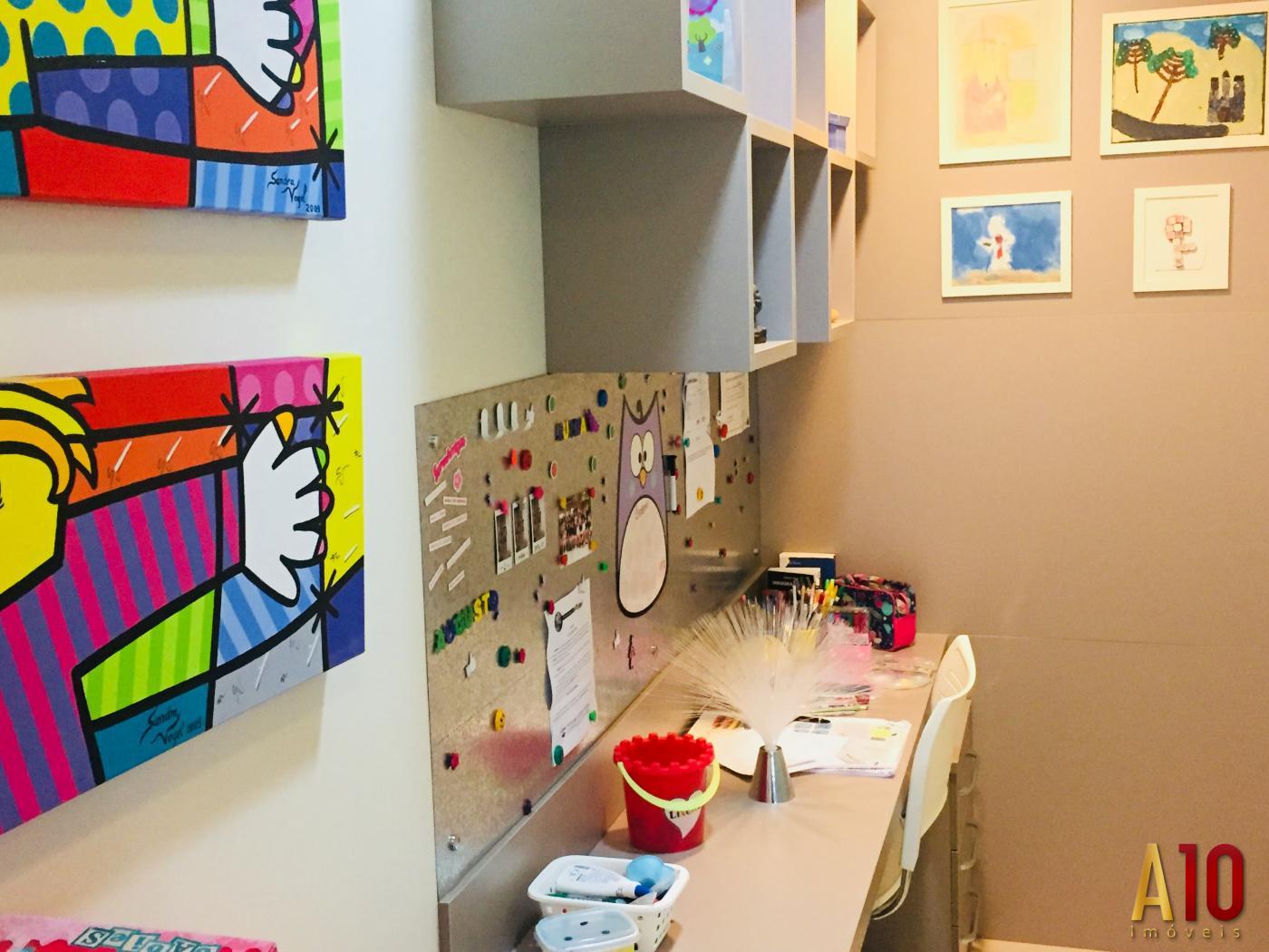 Apartamento, 3 quartos, 252 m² - Foto 9